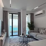 Sea Crest Lejlighed