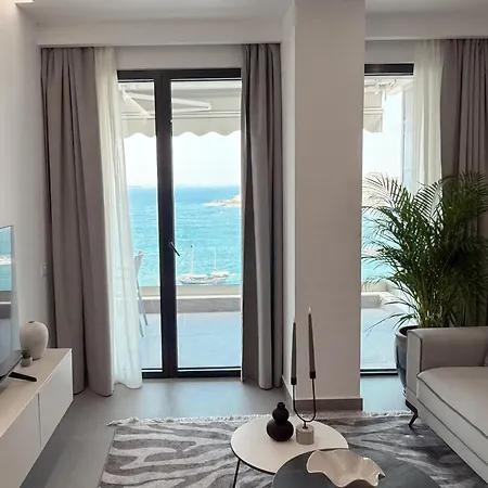 Sea Crest Sarandë