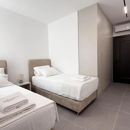 Sea Crest Sarandë