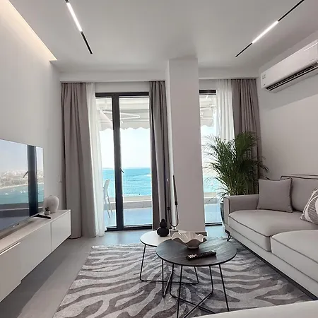 Sea Crest Lejlighed